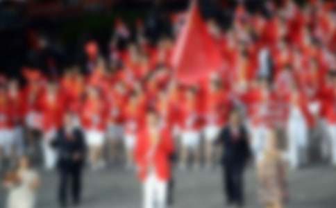 �۰��˻ῪĻʽ�и�