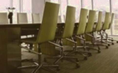 �칫����Ա�����ڸ��˹����ܽ�