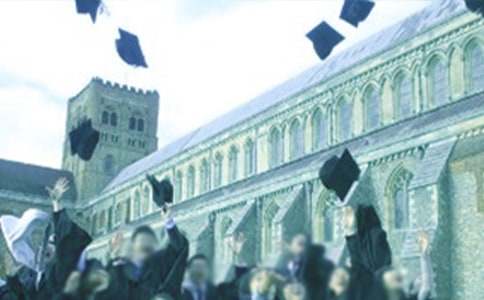 ��ҩѧ��ҵ���Ҽ�����ͨ��23ƪ��