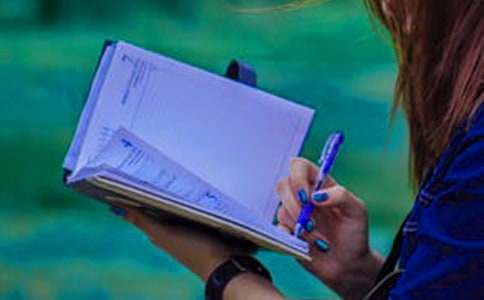 ���˾�������