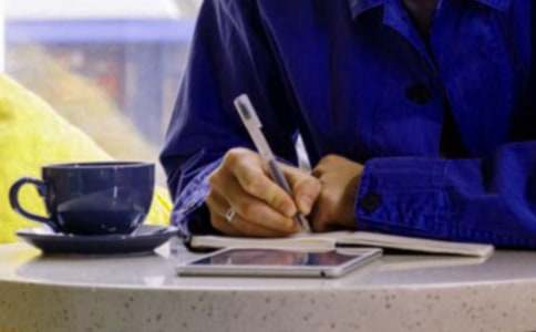 ������Ӣ���������