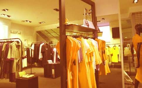 8月服装销售工作计划