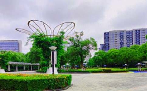 【热门】公园写景作文300字汇编七篇