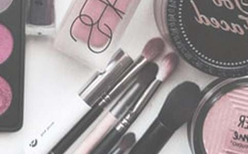 ��ױƷ������ͬ����