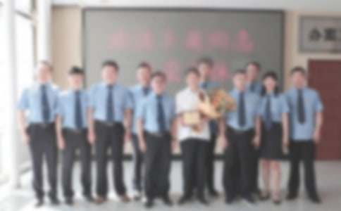 职工退休欢送会讲话稿