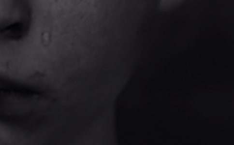 不再哭泣记叙文