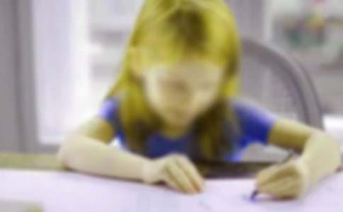 ����Ū��Ů�����и�