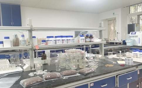 ʵ���ҹ����ƻ����ر���