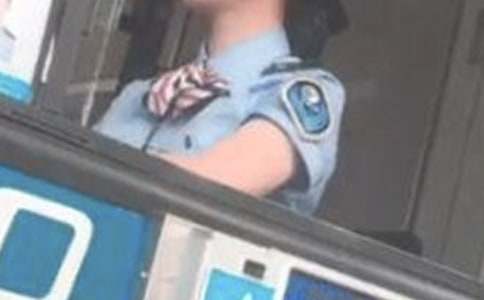 �շ�Ա���ݽ�����5ƪ