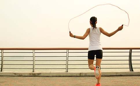 【推荐】跳绳小学作文合集八篇