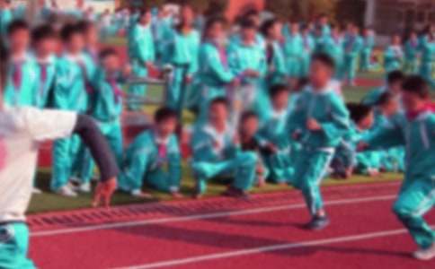 Сѧ�˶����ݽ���